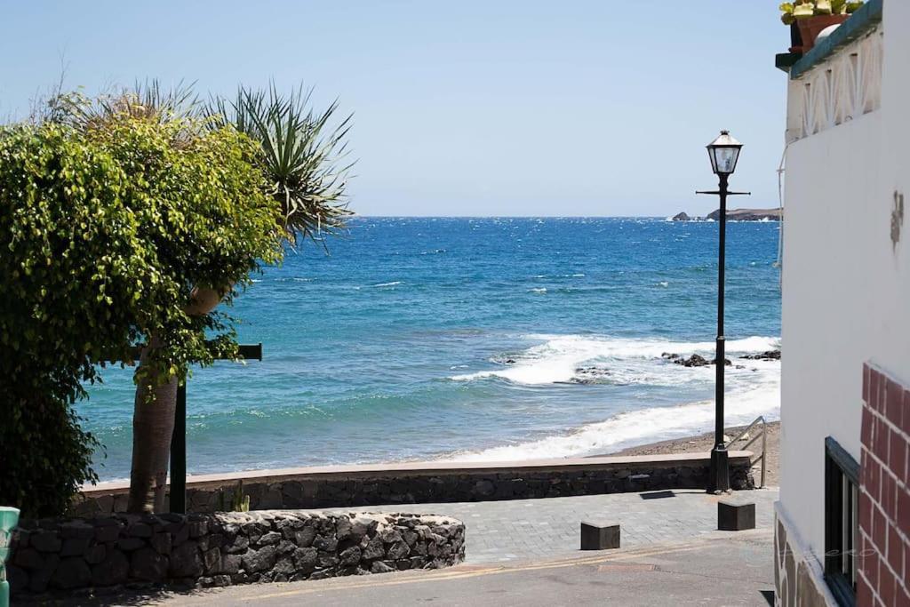 Sea View Apartment 2B 波里斯-德阿沃纳 外观 照片